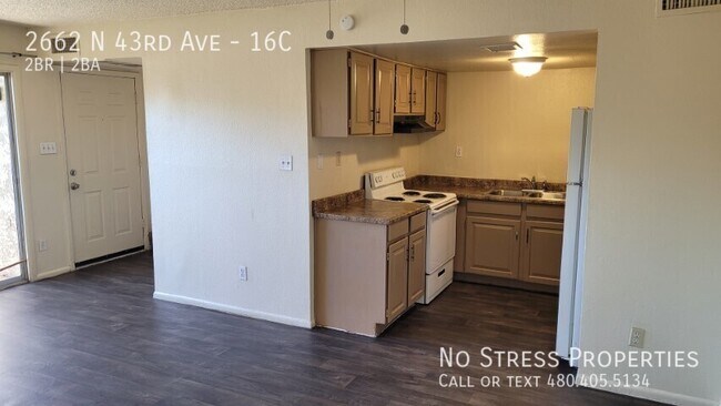 Building Photo - 2662 N 43rd Ave