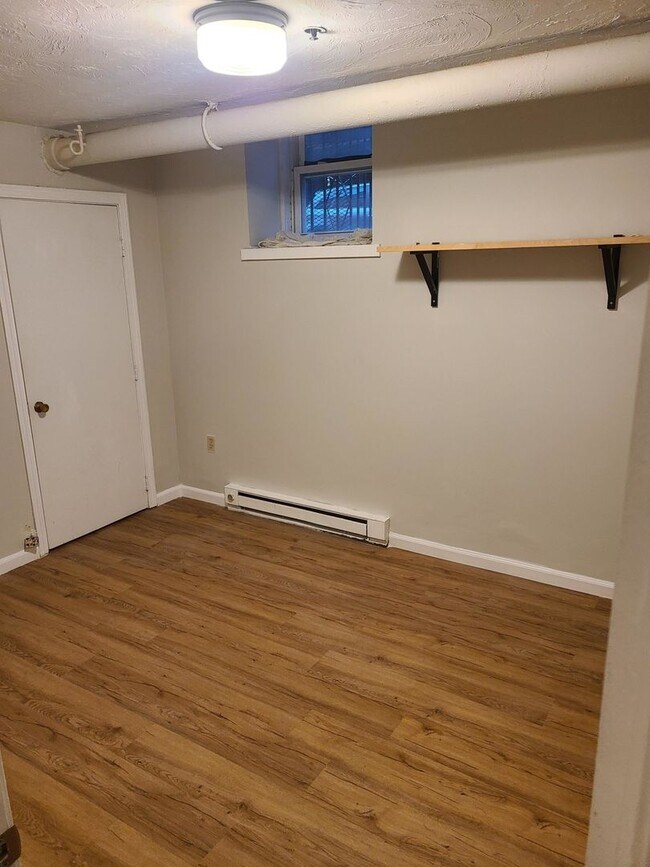 Building Photo - 25 Hemenway St