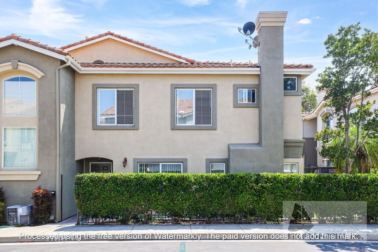 Foto principal - Gorgeous End unit in Rancho Santa Margarita!