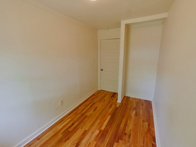 Foto del edificio - 3632 E 31st St S