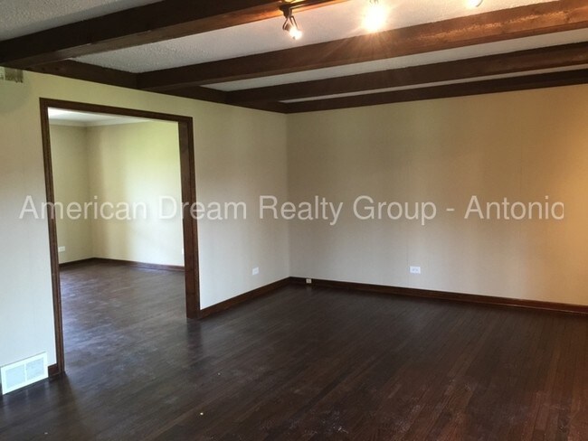 Foto del edificio - 38W647 Foxwood Street, St Charles, IL 60175