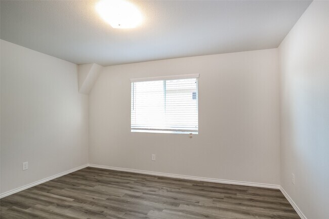 Building Photo - 3302 Atascocita Elm Dr
