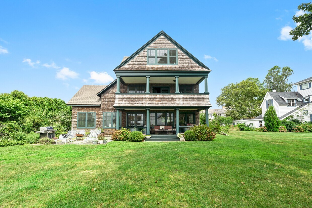 17 Agawam Ave, Old Saybrook, CT 06475 House for Rent in Old Saybrook