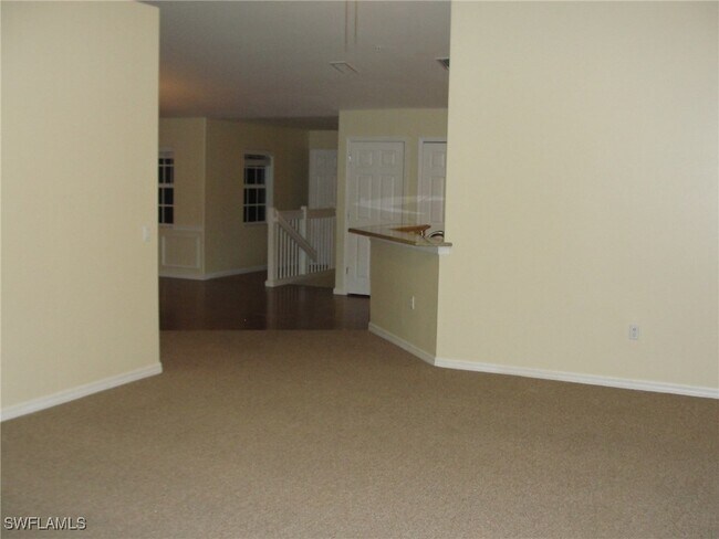 Foto del edificio - 1295 Henley St