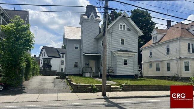 Foto del edificio - 232 Pleasant St