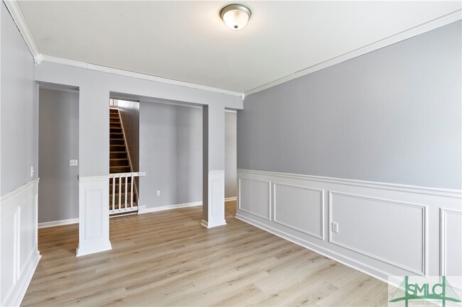 Foto del edificio - 47 Glenwood Ct