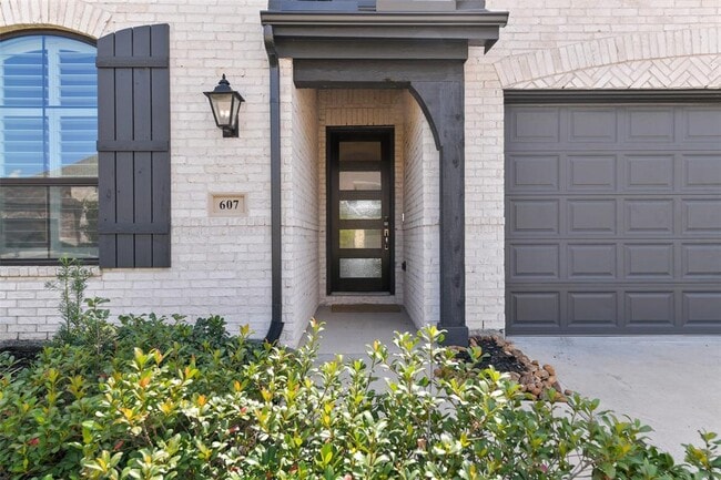 Foto del edificio - 607 Livermore St