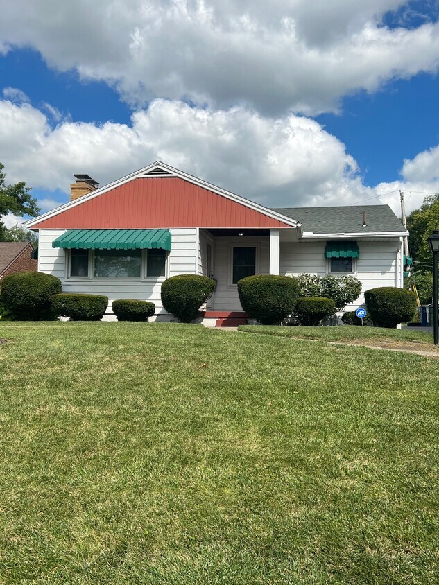 Primary Photo - 3231 Harvard Blvd