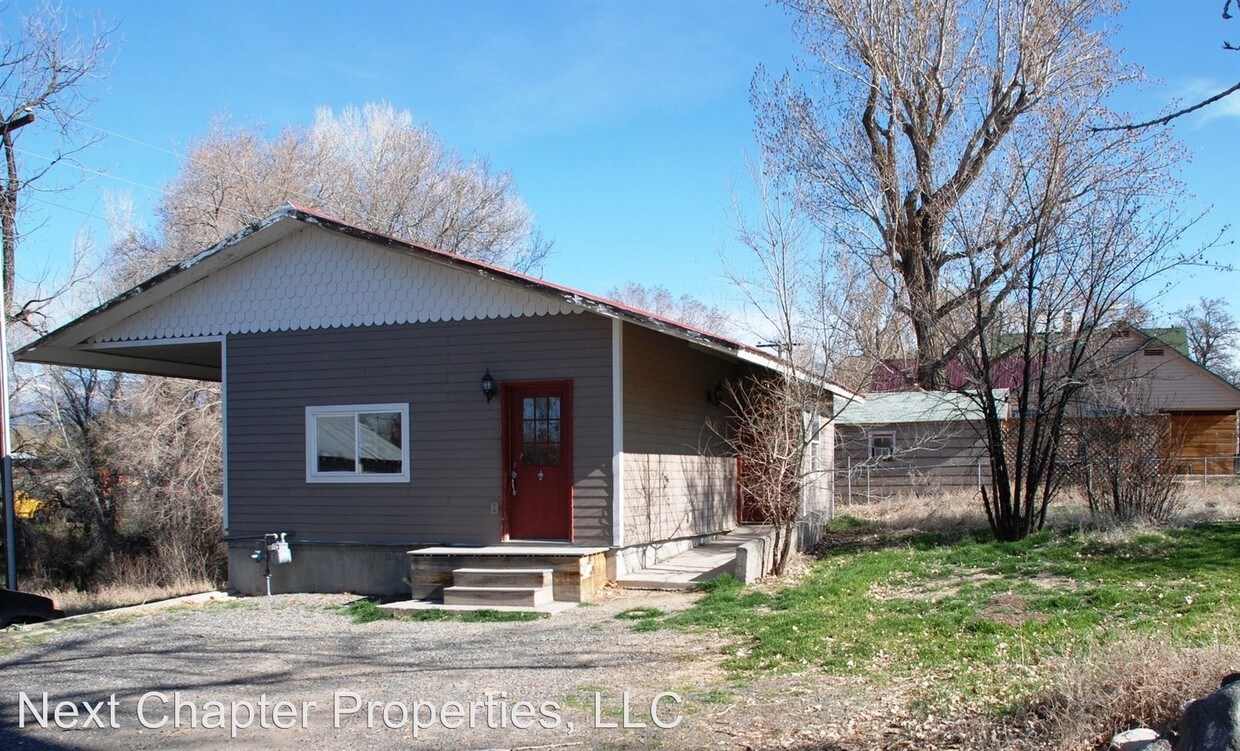Primary Photo - 12881 Highway 65
