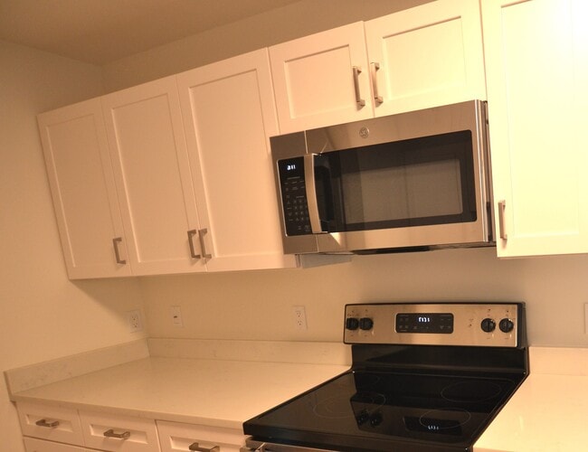 Interior Photo - Landmark Square Apartments