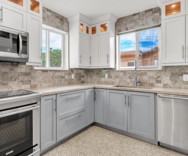 Photo - 1040 N Royal Poinciana Blvd House