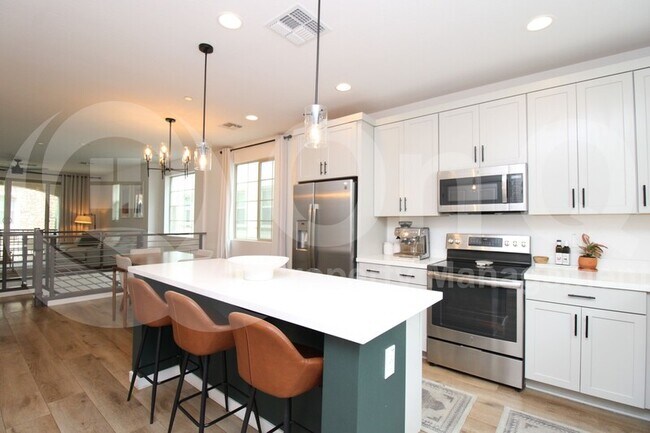 Foto del edificio - 1725 E Bridgeport Pkwy