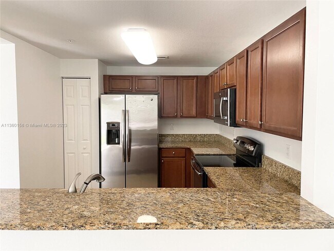 Foto del edificio - 8850 NW 97th Ave