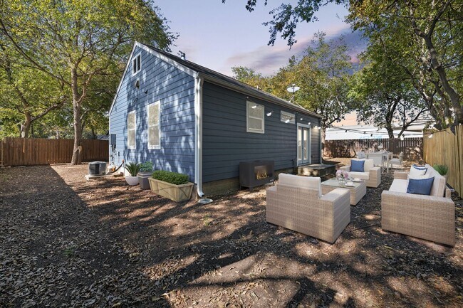 Building Photo - 4415 Clawson Rd