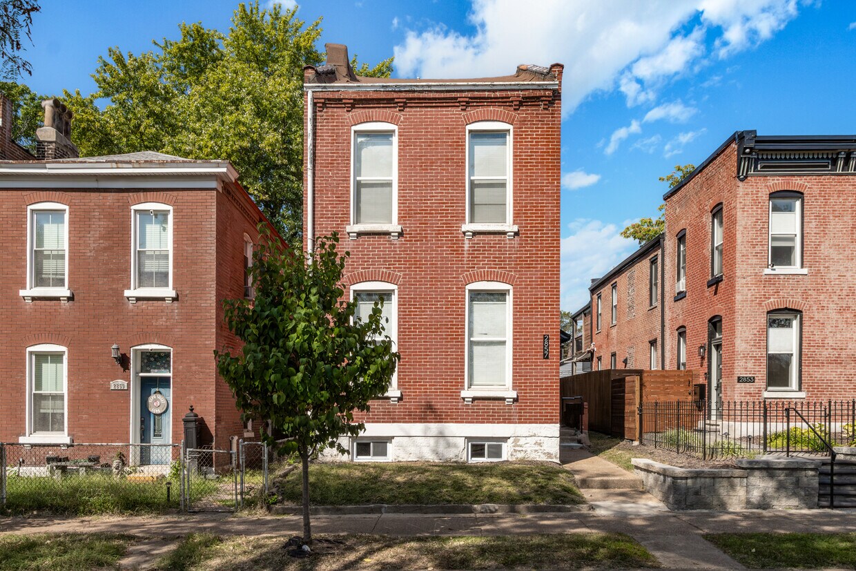 Foto principal - 2857 S 18th St