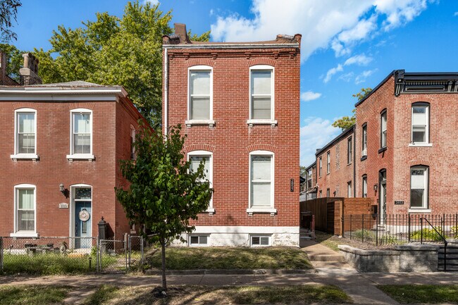 Building Photo - 2857 S 18th St
