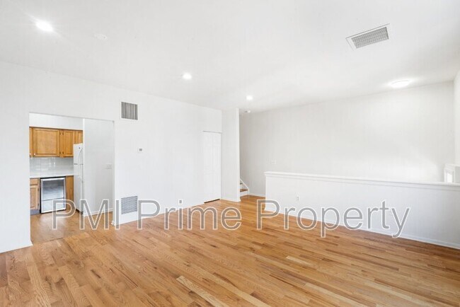 Foto del edificio - 92 E Blackwell St