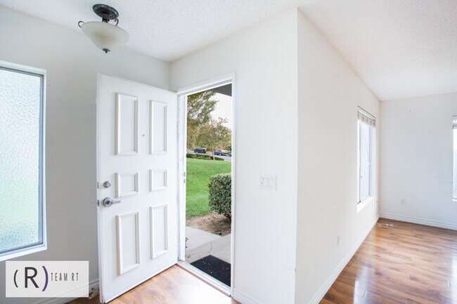 Foto del edificio - 24131 High Knob Rd
