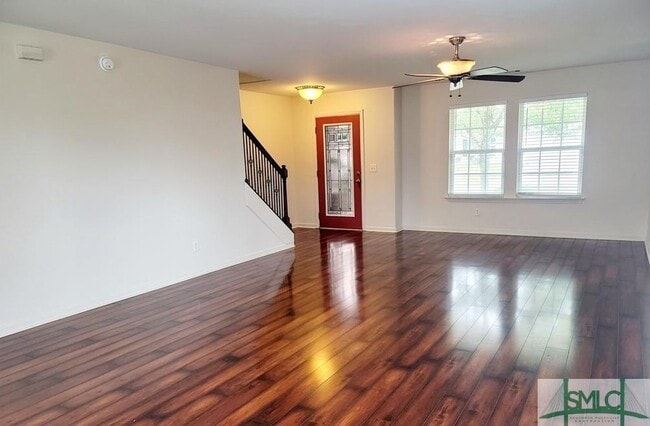 Building Photo - 325 Windmill Dr