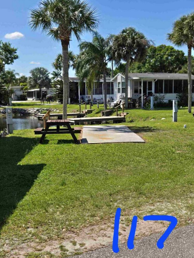 Foto del edificio - 1073 Old Lakeport Rd NW