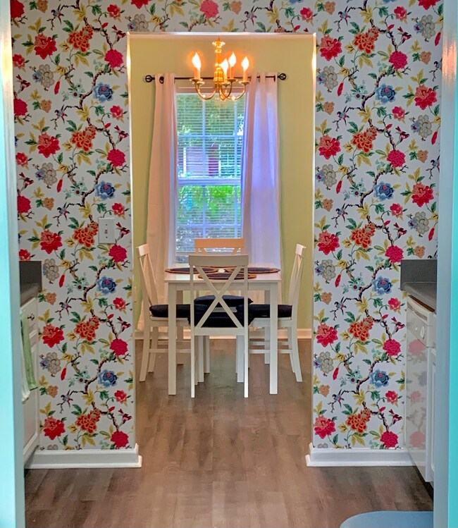 Foto del edificio - 1463 Amanda Park Ln