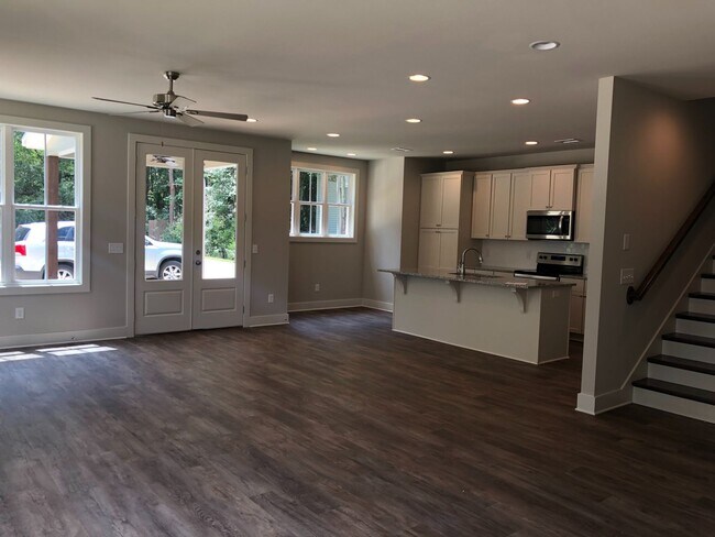 Building Photo - Beautiful New Construction Home-Centrally ...