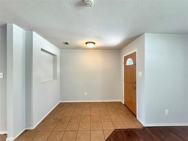 Foto del edificio - 9831 Dartmouth Dr