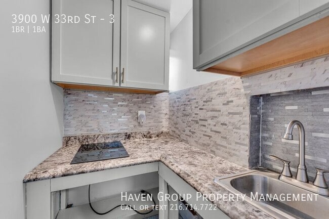 Building Photo - 3900 W 33rd St