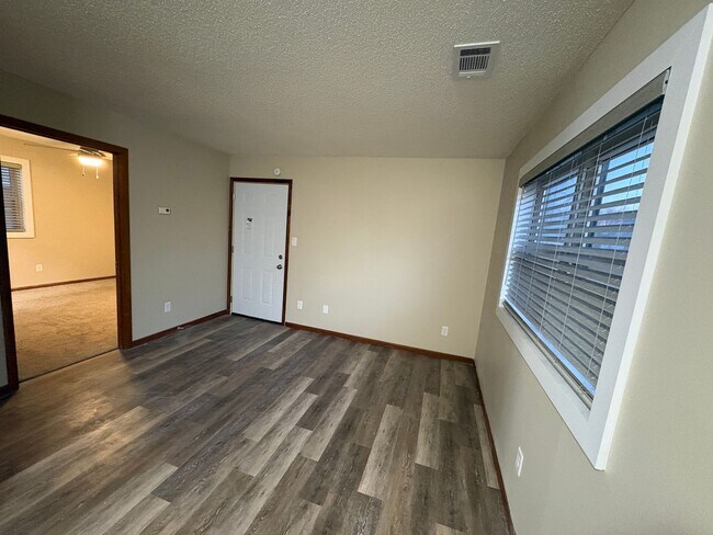 Foto del edificio - Available May 6th! Remodeled 1 bedroom unit