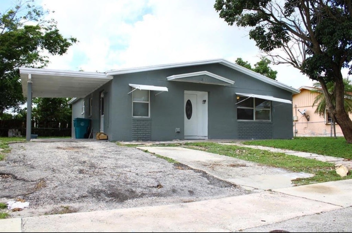Photo - 2481 NW 1st St (Boynton Beach, FL)