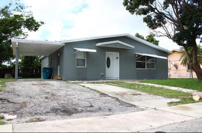 Photo - 2481 NW 1st St House