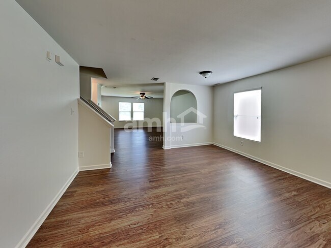 Building Photo - 2706 Spring Breeze Way