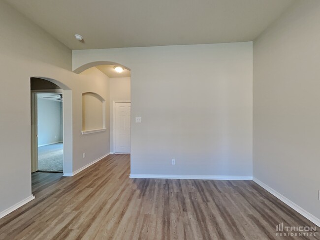Building Photo - 314 Ohara