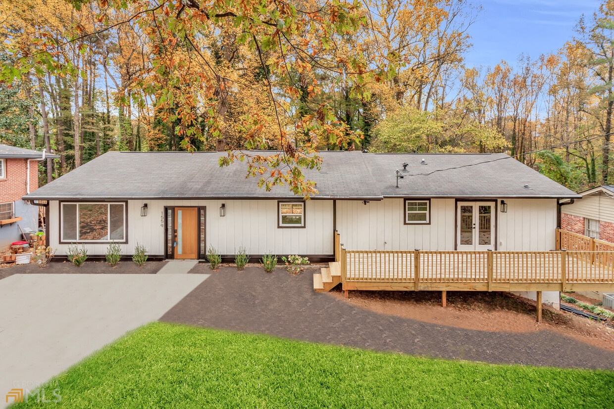 Primary Photo - 1559 Delia Dr