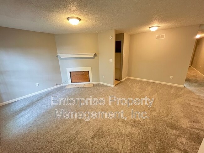 Photo - 1365 Garden Rd Apartment