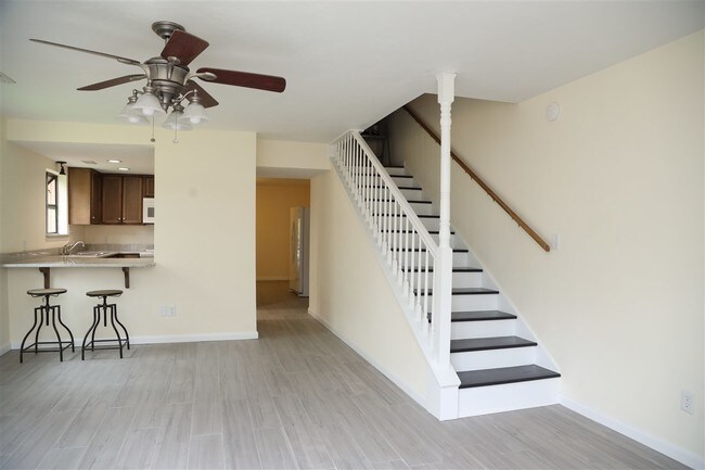 Foto del edificio - 568 Teal Ln