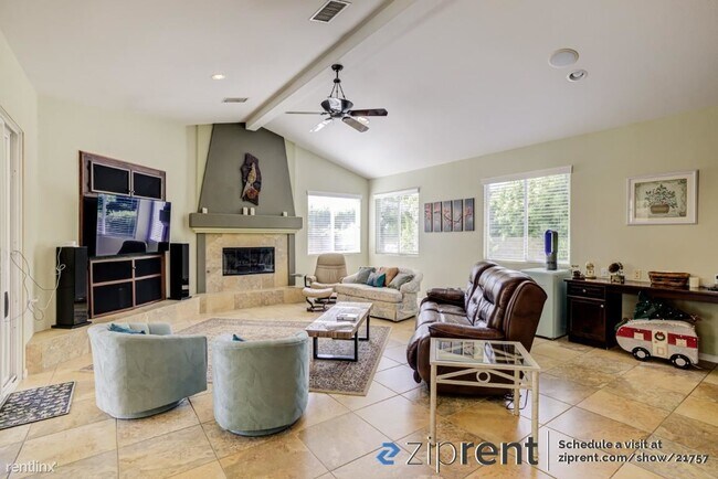 Building Photo - 4 br, 3.5 bath House - 2370 N Hermosa Dr, ...