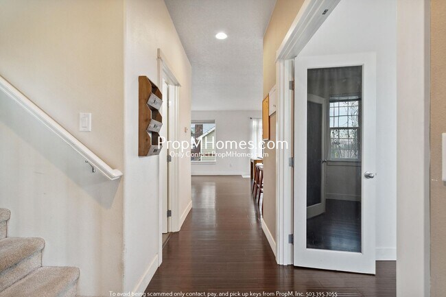 Building Photo - Spacious Three Bedroom Home in Arbor Lodge...