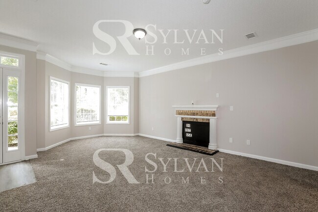 Photo - Discover the convenience of Lithonia living House