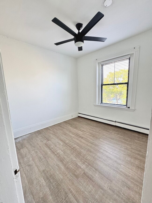 Foto del edificio - 1510 Tremont St
