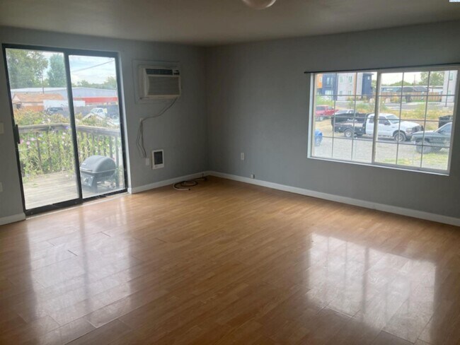 Foto del edificio - COZY 1BD/1BATH APARTMENT FOR LEASE