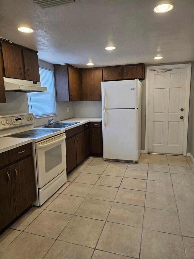 Kitchen - 2954 62nd Ave N