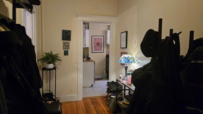 Foto del edificio - 1986 Commonwealth Ave