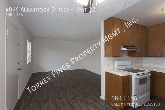 Building Photo - Spacious 1 Bed/1 Bath in Mission Hills/Hil...