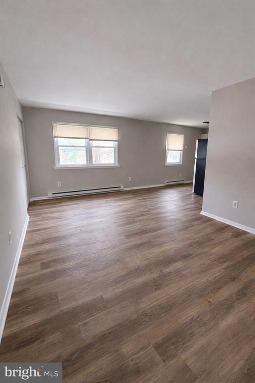 Building Photo - 14 Girard Rd S