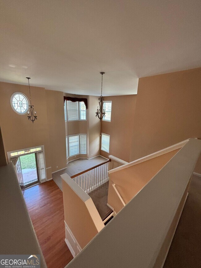 Foto del edificio - 6337 Windy Ridge Way