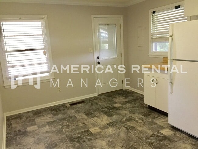 Building Photo - Home in Homewood, AL!  COMING SOON!!