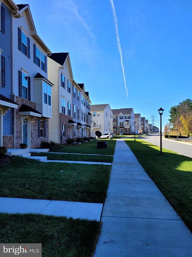 9631 Tall Oaks Rd, Montgomery Village, MD 20886 Townhome Rentals in Montgomery Village MD