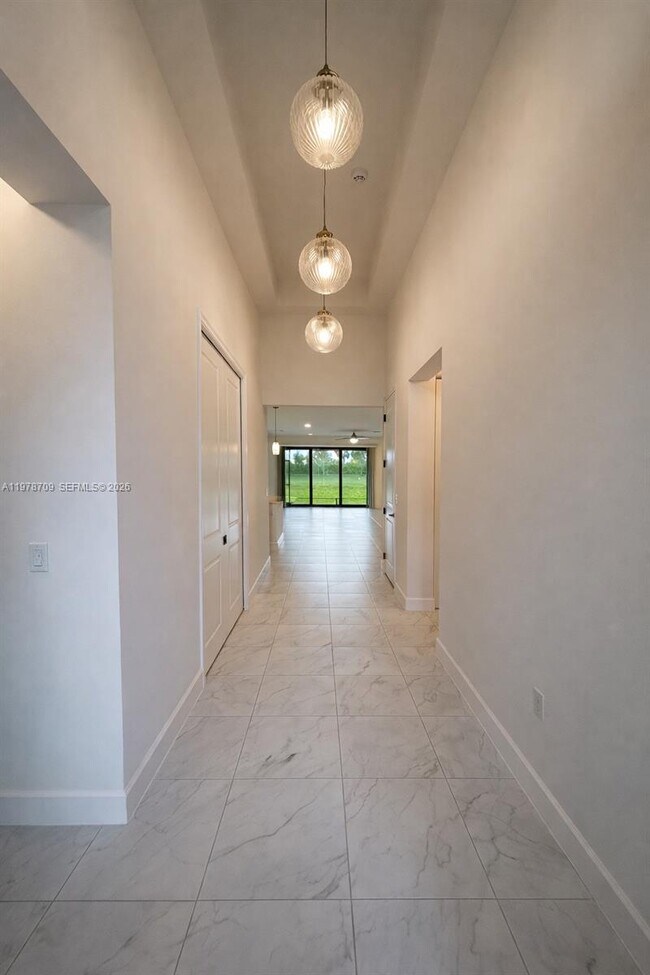 Foto del edificio - 10922 SW Meandering Mile Rd
