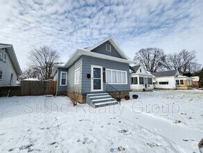 Building Photo - 1417 S 19th St